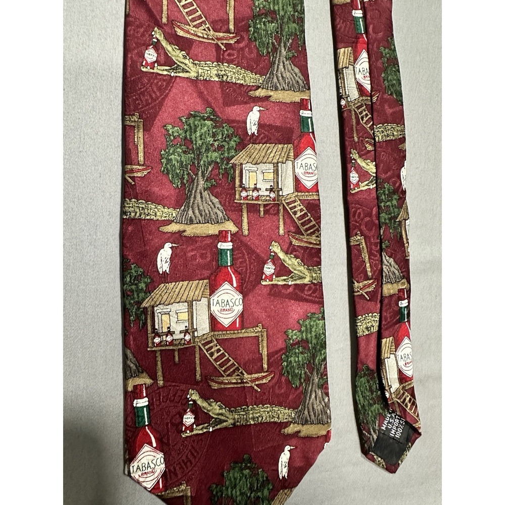 Vintage TABASCO Hot Sauce Necktie 100% Silk‎ Gator Bayou Louisiana